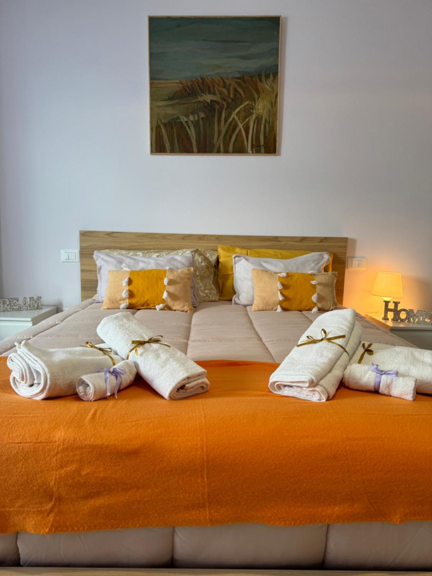 Stella Marius Apartment ซาแลร์โน ภายนอก รูปภาพ
